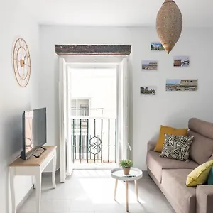 https://casa-rehala-wifi-petfriendly-ecofriendly.hotelsincadiz.net