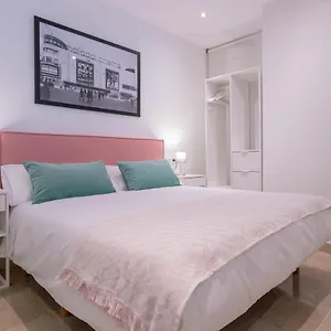 https://apartamentos-miraflores.1costadelsol.com